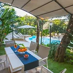 Bed & Breakfast Dream 4*