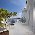 Dream Frühstückspension 4*
