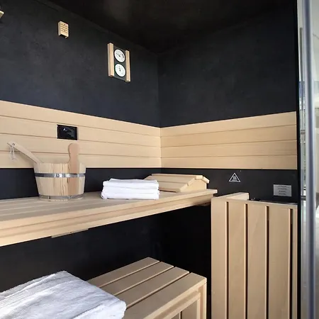 Bed & Breakfast Dream 2*